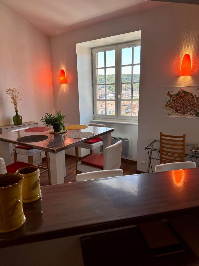 Le Puy-en-VelayPetit Nid Cosy Au Coeur Du Puy 1 A 5 Personnesアパートメント エクステリア 写真